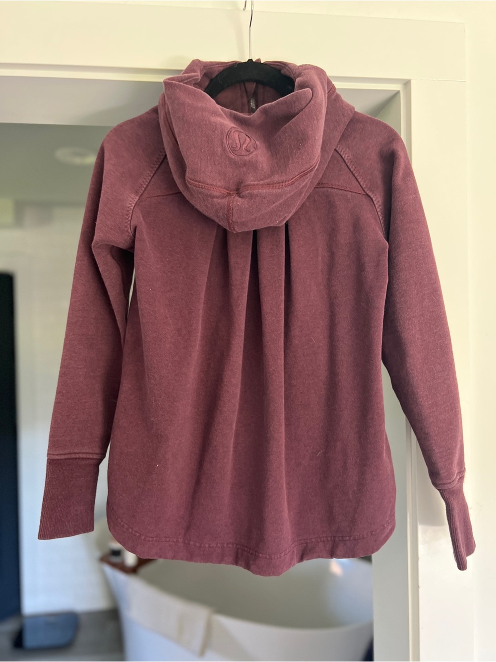 Lululemon Pleat to Street Hoodie size 4 Bordeaux - Picture 8 of 12